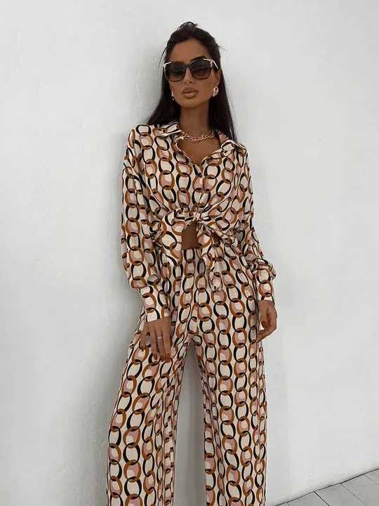 Womens Pajama Set Printed Spring and Autumn Long Sleeve Womens Pajama 2-piece with Pants Single Chest Fashionable Womens Clothing W240919