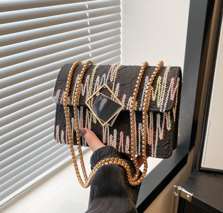 2025 Designer Women Shoulder 3 Trendy Crossbody Bag Versatile Fashion Chain Design France Gentle Style Free shipping