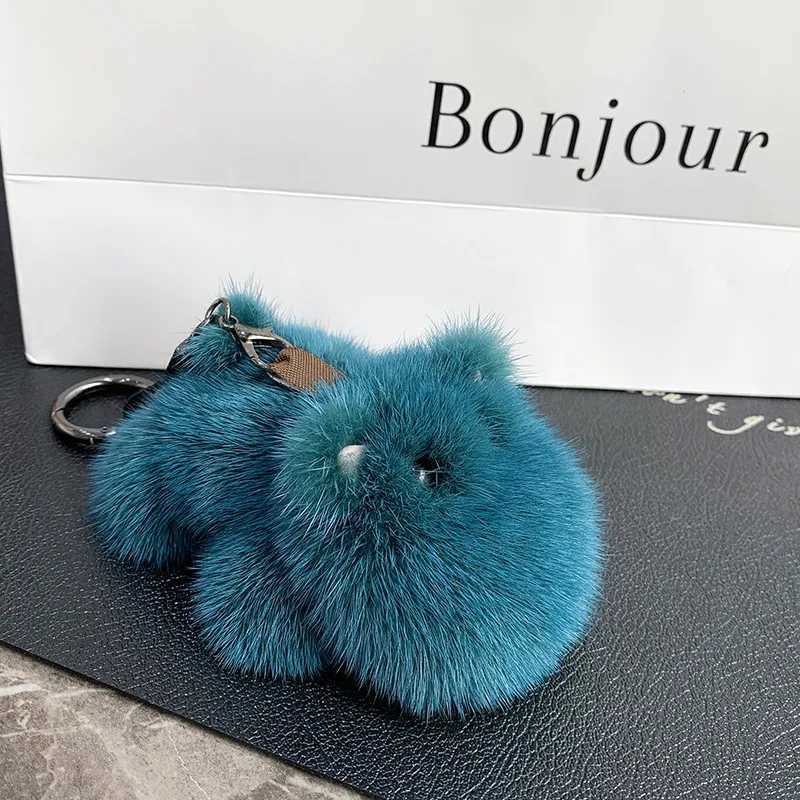 Luxury 14cm real mink keychain cute little hippopotamus keychain gift womens bag charming car pendant metal high-quality ring W240919