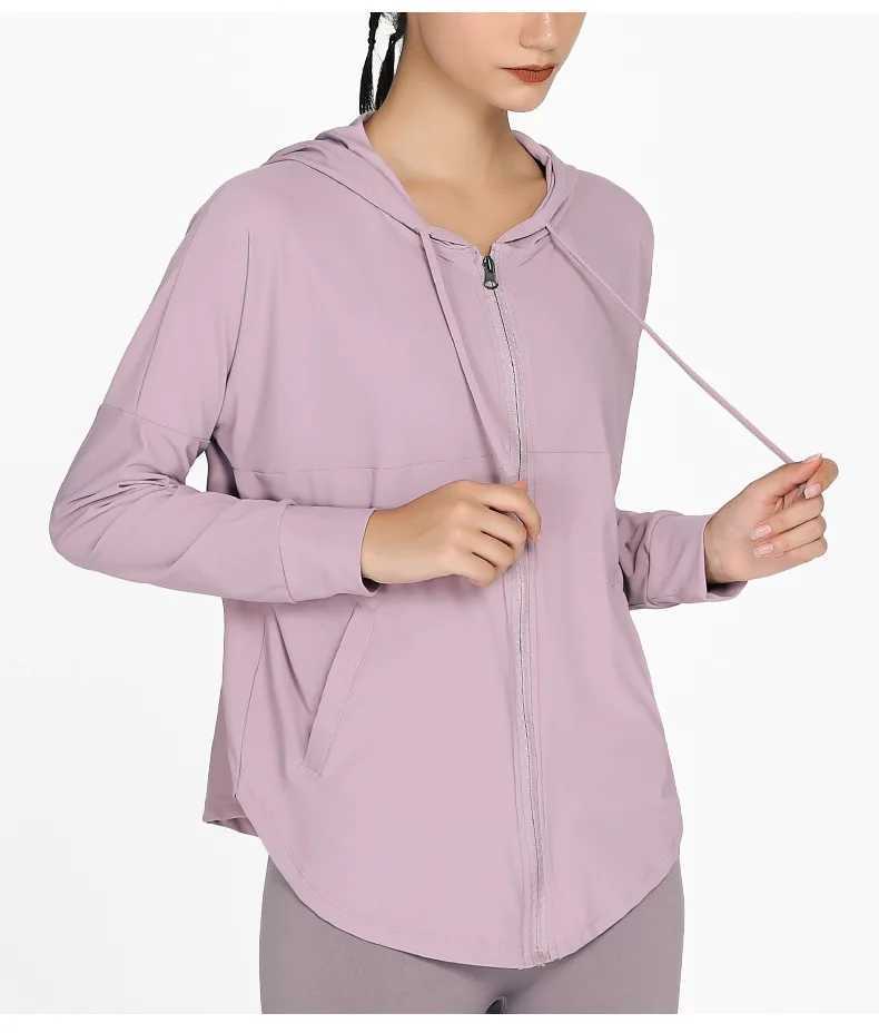 Women Fitness Jacket Breathable Sun Protection Sweatshirt Loose Sports Running Zipper Jacket With Pockets Gym Coat Outerwear M240919