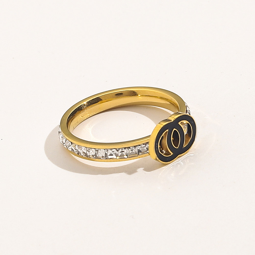 Top Quality Band Rings Letters Ring Gold color Stainless Steel Letter Band Rings Crystal Rhinestone Fashion Women Men Wedding Jewelry Party Gifts Size 6 7 8 9
