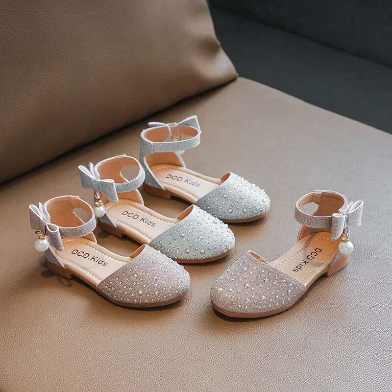 Summer Baby Girls Sandal Party Shoes Kids Banquet Princess Bg Fashion Children Sier Flat Toddler girl Sandals 241107