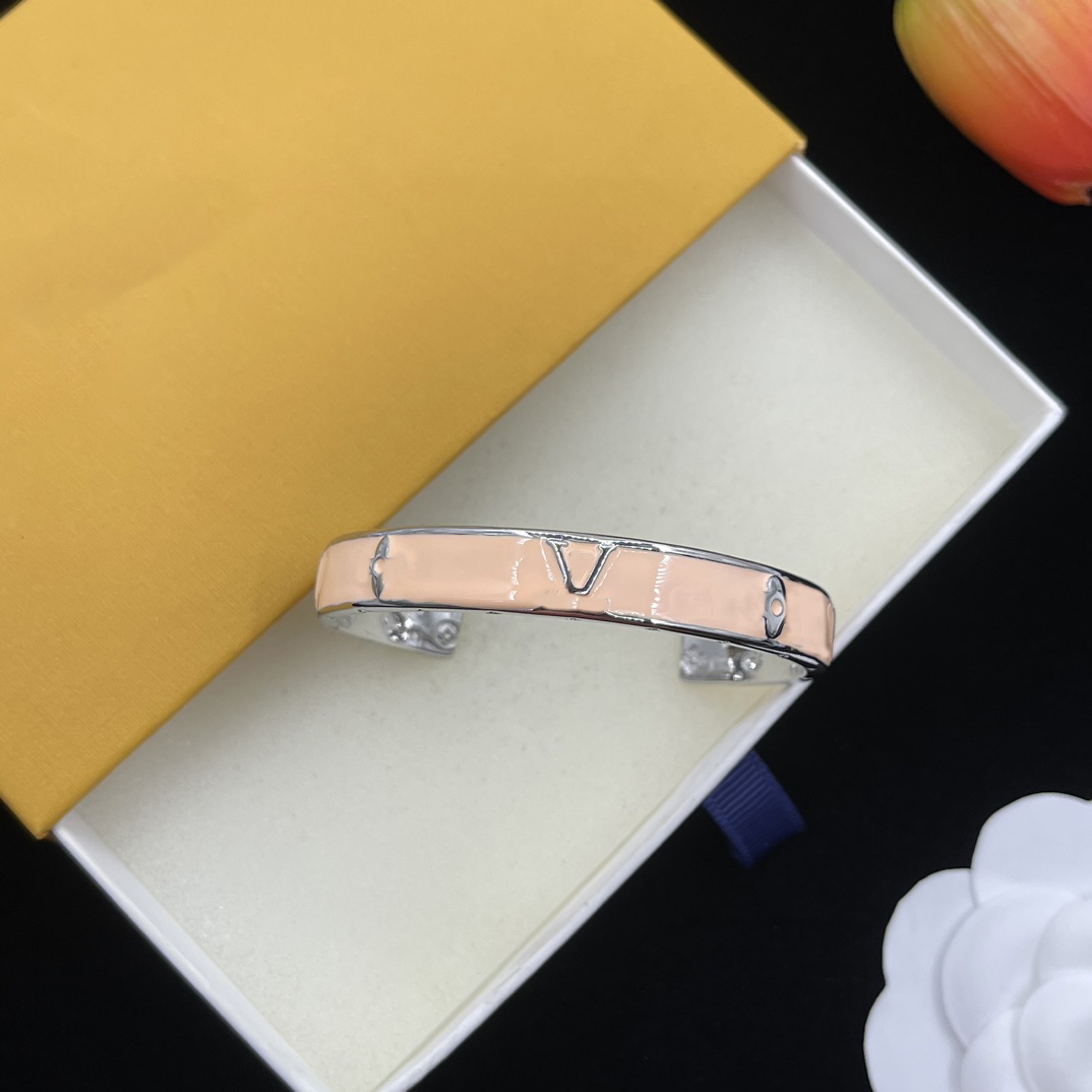 Classic Silver Plated Bracelet Brand Designer Letter Bracelet Designer Girls Casual Luxury Bracelet with Box Party Wedding