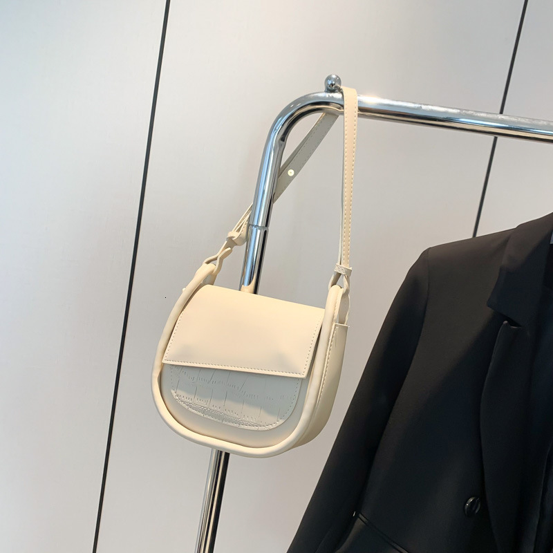 2025 New Niche Design Saddle Fashionable And Beautiful Western Style Small Bag Tote Bag Women's Personalized Mini Shoulder Crossbody Bag