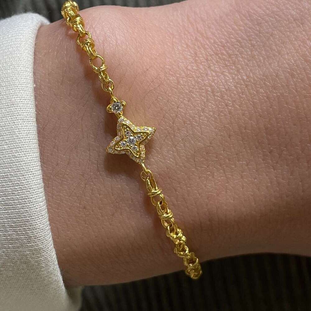 Bracelet For Men and Women Designer jewelry Small and niche 18k gold fine bracelet, ins style mousang bracelet, star bracelet, men's and women 