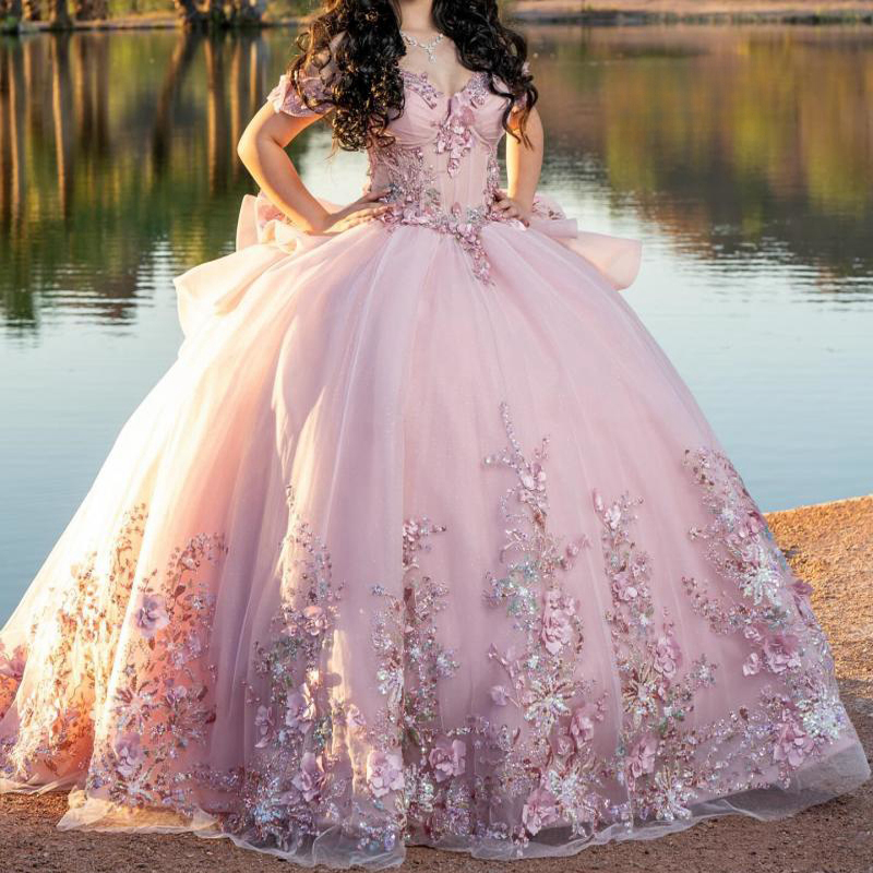 Pink Ball Gown Quinceanera Dresses Appliques Beading wer Off Shoulder Sweet 16 Dress Lace-up Vestidos De 15 Anos