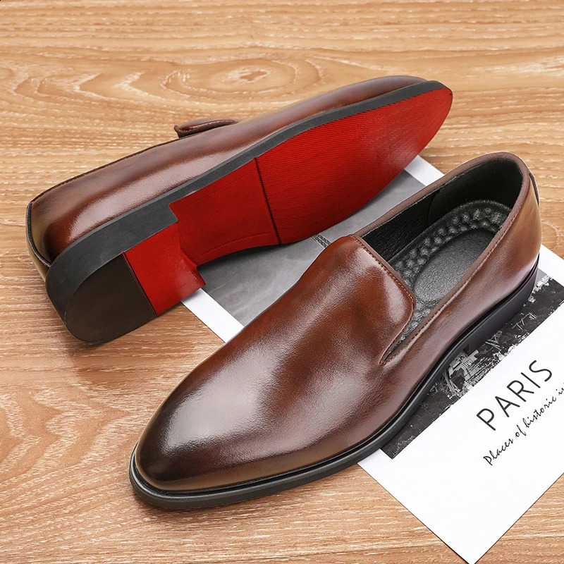 Business Formal Slip-On Leather Shoes Mens Casual Moccasins Black Wedding Shoes Dress Fashion Oxford Shoes Pointed Office Shoes 240918