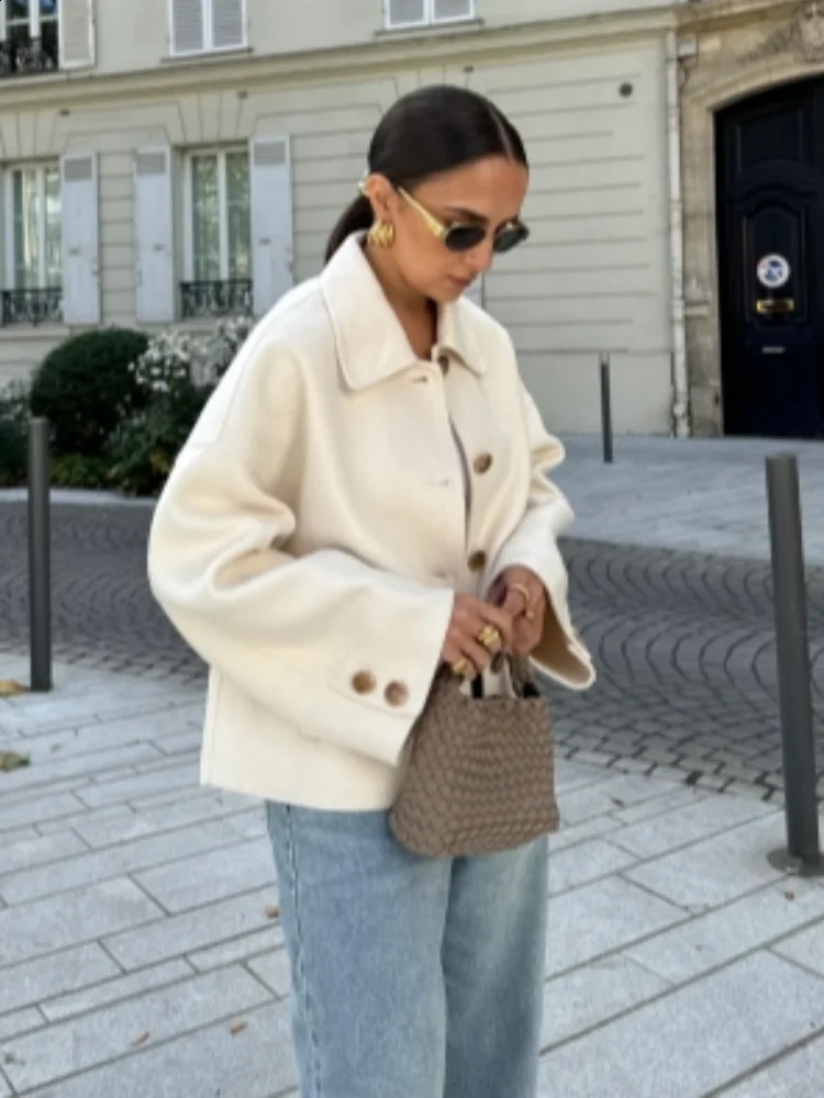 Fashion Solid Lapel Single Breasted Demiseason Jacket For Women Elegant Quilted Long Sleeved Coat Autumn Lady Commute Outwear 240919
