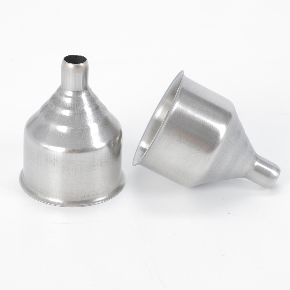 Manufacturer wholesale outdoor portable metal stainless steel funnel wine pot thickened oil leak wine accessories