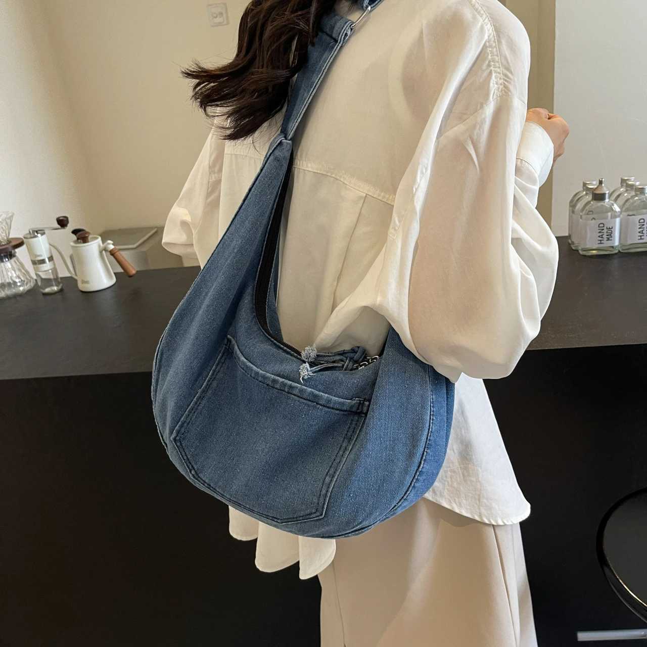 2024 New Fashion Summer Large Capacity Casual Denim Women Shoulder Bag Korean Style Hobos Canvas Crossbody 240920