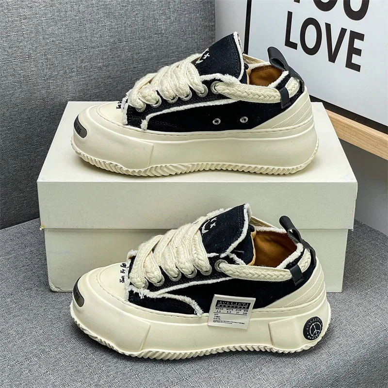 Couples' trendy and versatile men and women's comfortable and casual thick soled raised canvas sports shoes
