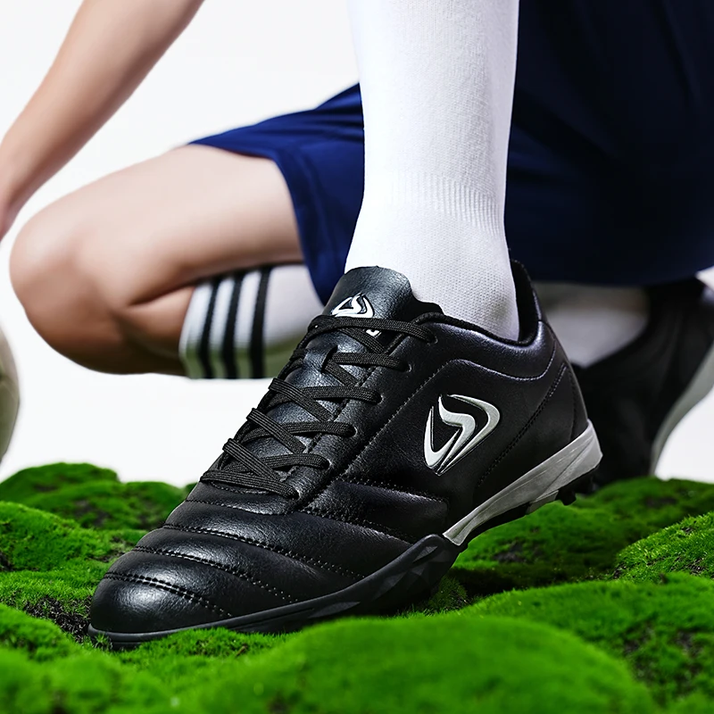 Men Soccer Shoes Professional Football Sneakers Turf Indoor Training Futsal Non Slip Sport Wear Resistant Footboot Field Boots