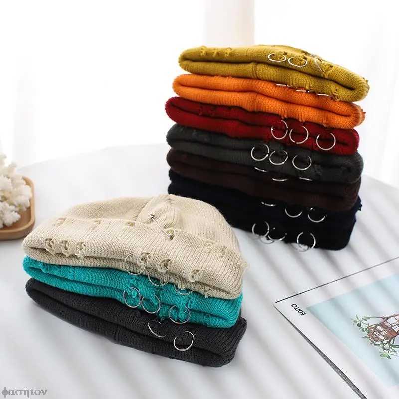 Harajuku Brooch Beanies Hat Tear Hole Knitted Hat Regular Hat 2023 Spring/Summer Winter Soft Cotton Warm Hat Mens Hip Hop W240920