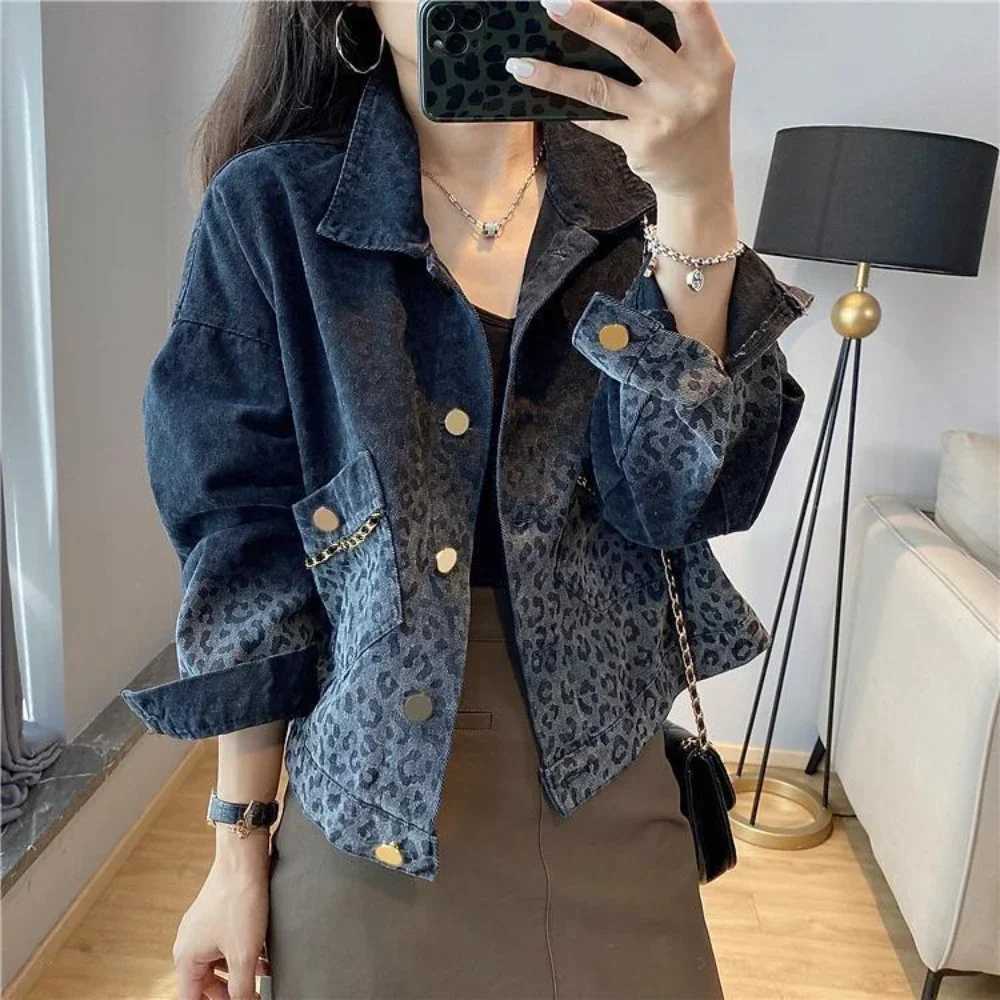 Female Jeans Coat Short Spring Autumn Small Crop Outerwears Graphic Blue Leopard with Print Womens Denim Jackets Black DesignerX240920