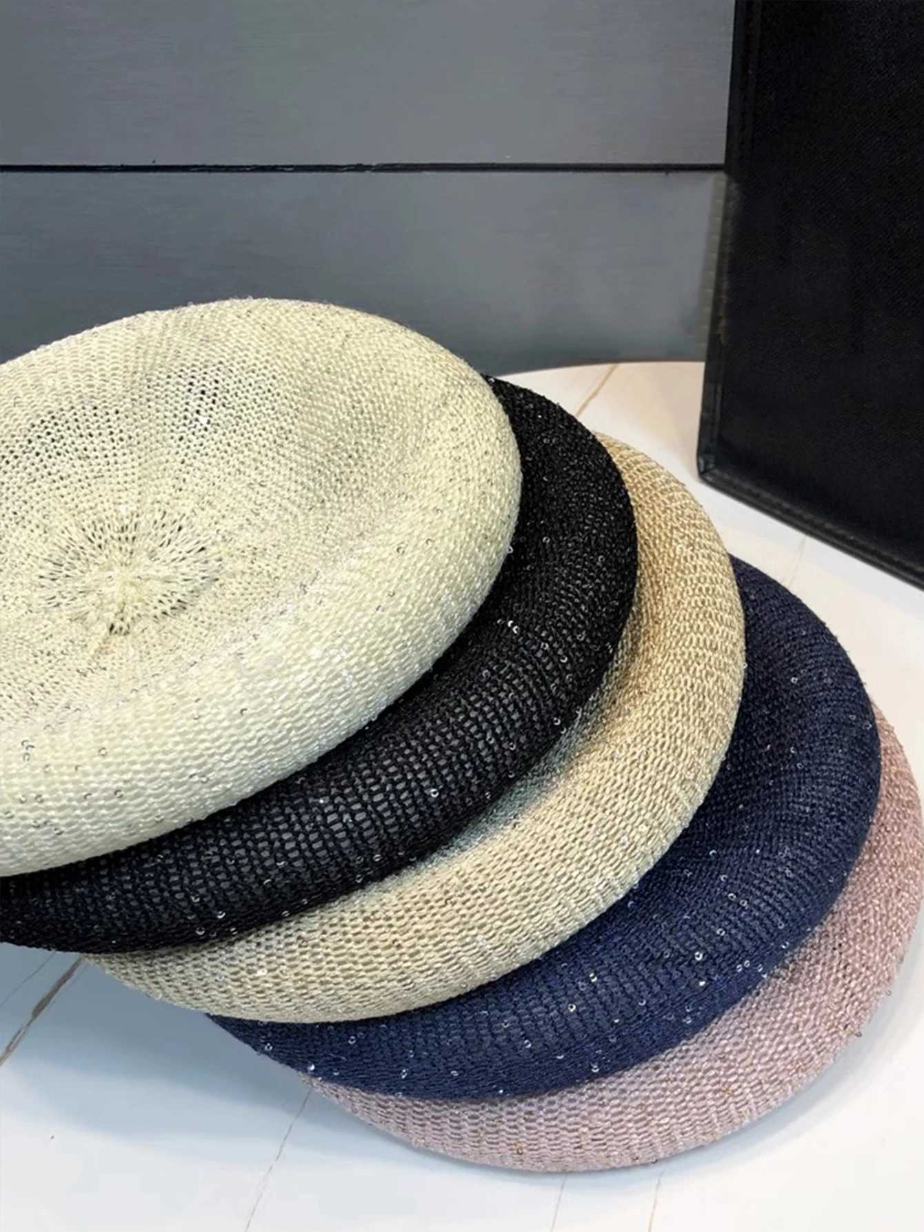 Spring and summer new cut-out sequin berets thin cloud hats adjustable size knitted breathable hundred painter hats womenX240919
