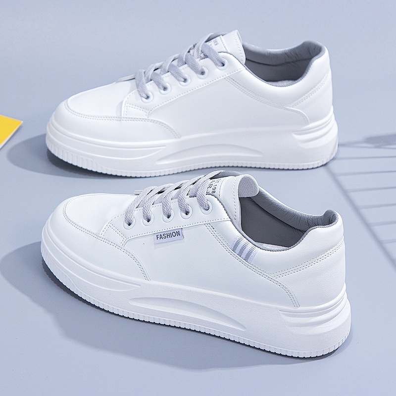 Little white women, 2023 autumn new shoes, versatile children, spring fashion for students, Instagram trend, sports and leisure board shoes