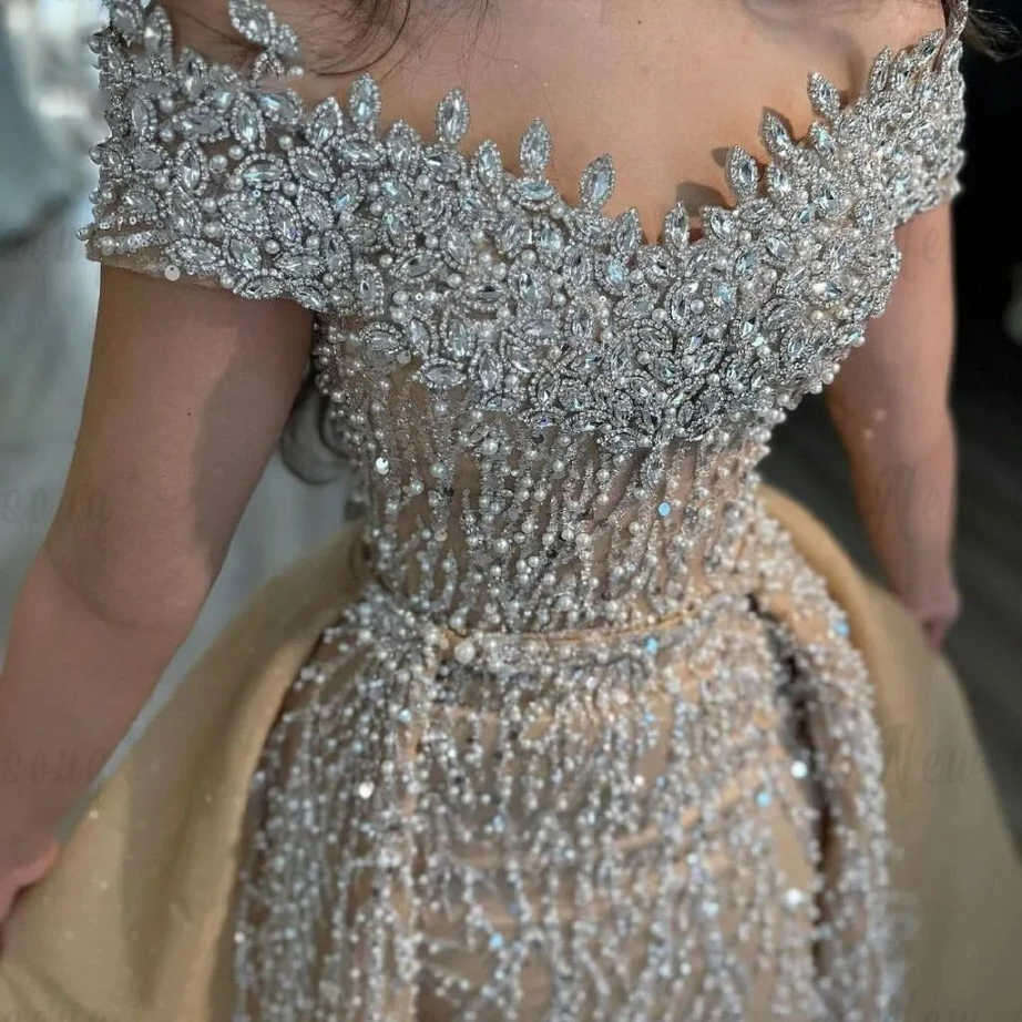Modern Crystal Pearls Mermaid Wedding Dresses Off Shoulder Bridal Gowns With Detachable Train Custom Made Bride Dress