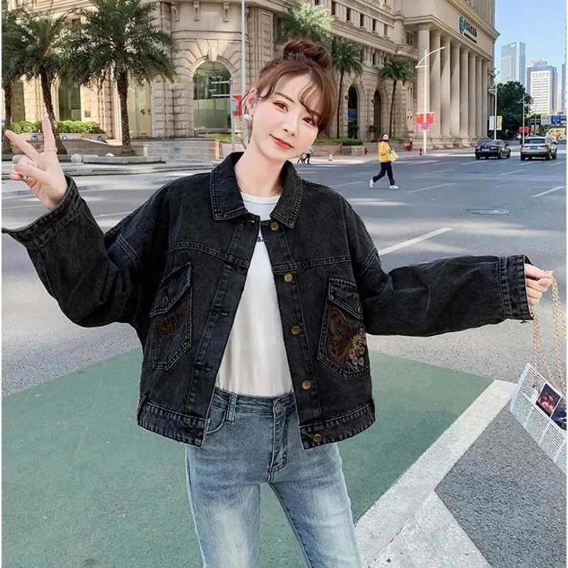 Butterfly Flower Embroidered Letter Denim Jacket Woman Spring Autumn Coat Cotton Outerwear Button Female Girl Casual JeansX240920
