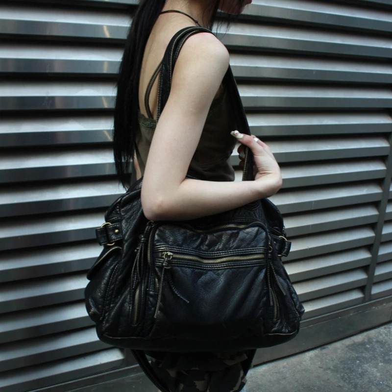 Women's fashion retro Y2K hot girl motorcycle large capacity washed distressed shoulder messenger bag