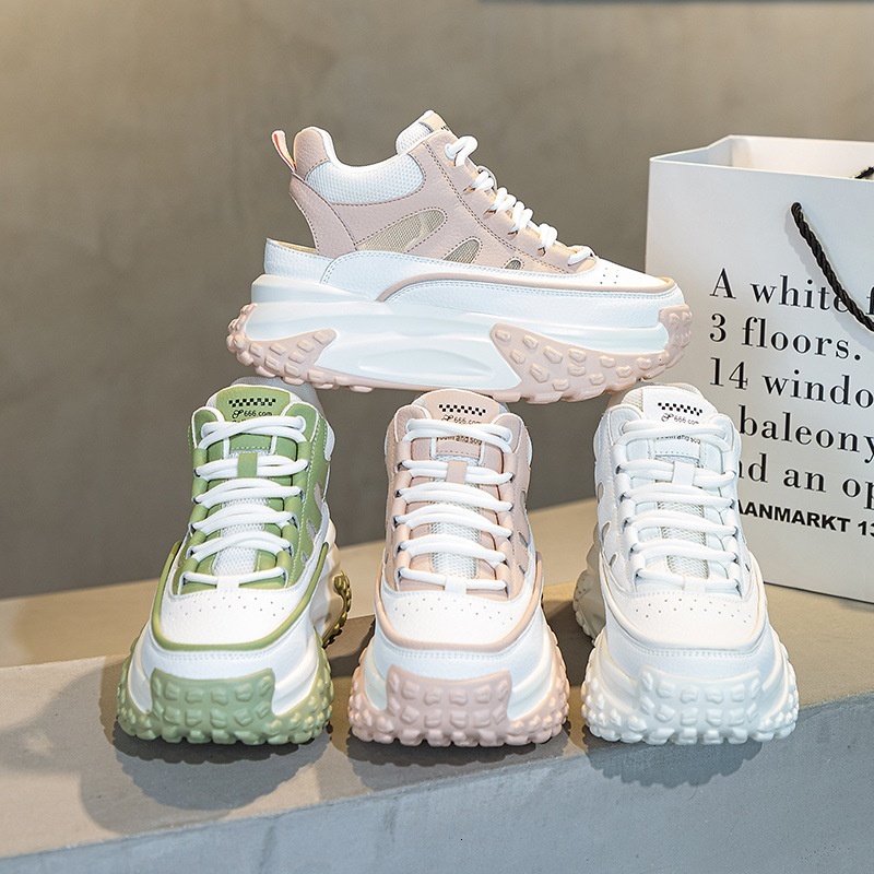 High top inner height increasing white for women 2024 new summer sports and leisure hollow breathable thick soled travel cool women's shoes