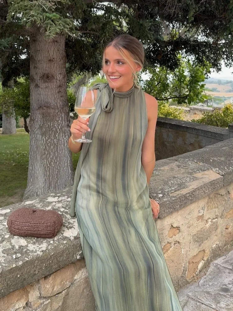 Elegant Sleeveless Lace Up Halter Maxi Dress Women Casual Round Neck Hollow Out Side Slit Dresses Summer Lady High Streetwear 240920