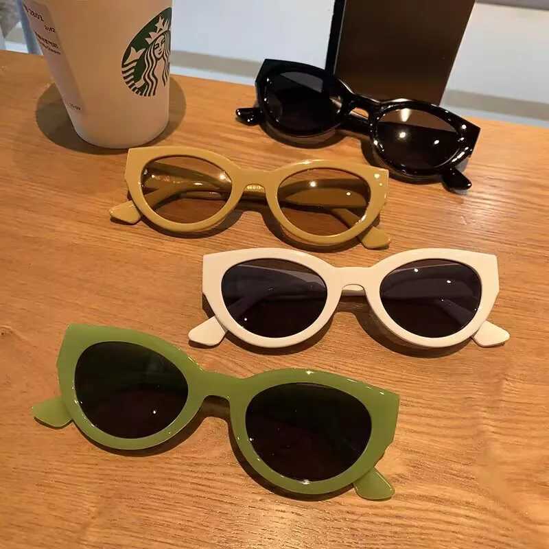 Cute Sexy Retro Cat Eye Sunglasses Woman Small Frame Black Gradient Ladies Sun Glasses Vintage Brand Designer Oculos De SolX240920