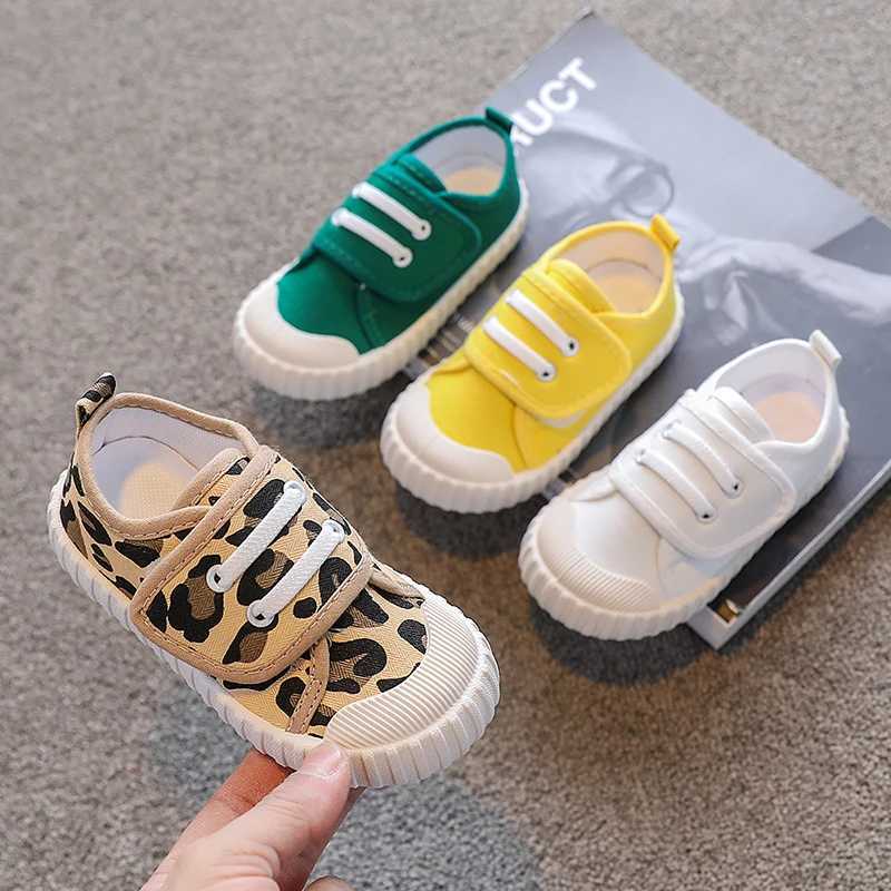 Kids Casual Shoes Lace Up Canvas Shoes Girls Sneakers Leopard Baby Children Sneaker Boys Running Sport Shoe Slip on Loafer White M240920