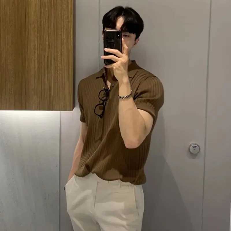 Summer New Korean Style Slim Fit Mens Ice Silk Polo Shirt Short Sleeves Casual British Luxury Striped Knit Lapel T-shirtX240920
