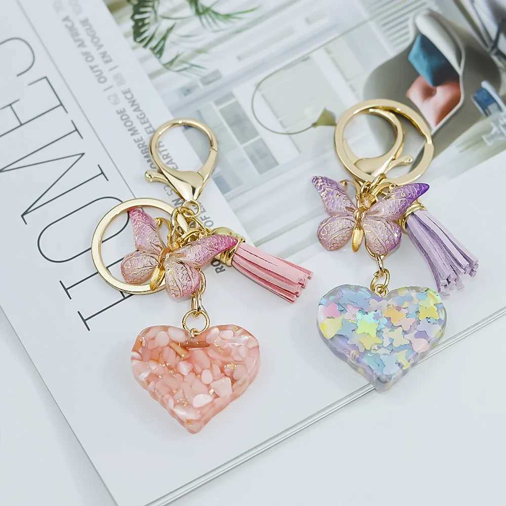Exquisite Love Heart Keychain Crystal Resin Butterfly Key Ring Bag Pendant Car Keychain Accessories For Women Girls Party GiftsX240919
