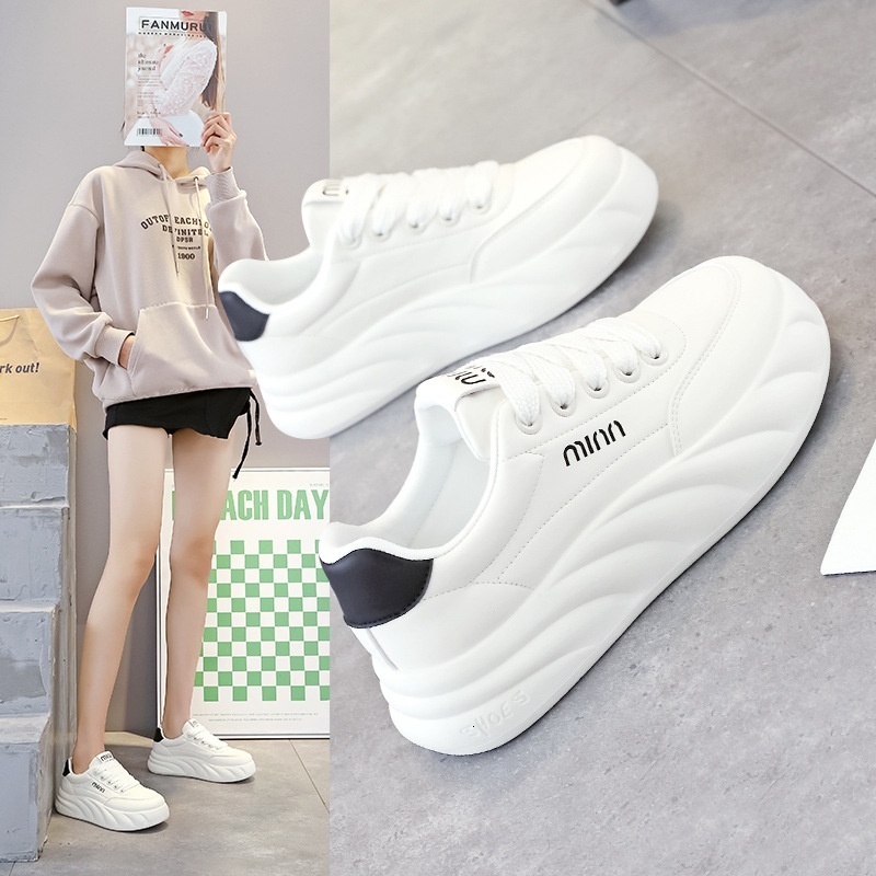 High end white for women, 2024 spring new versatile height increasing bread board shoes, casual sports shoes A06