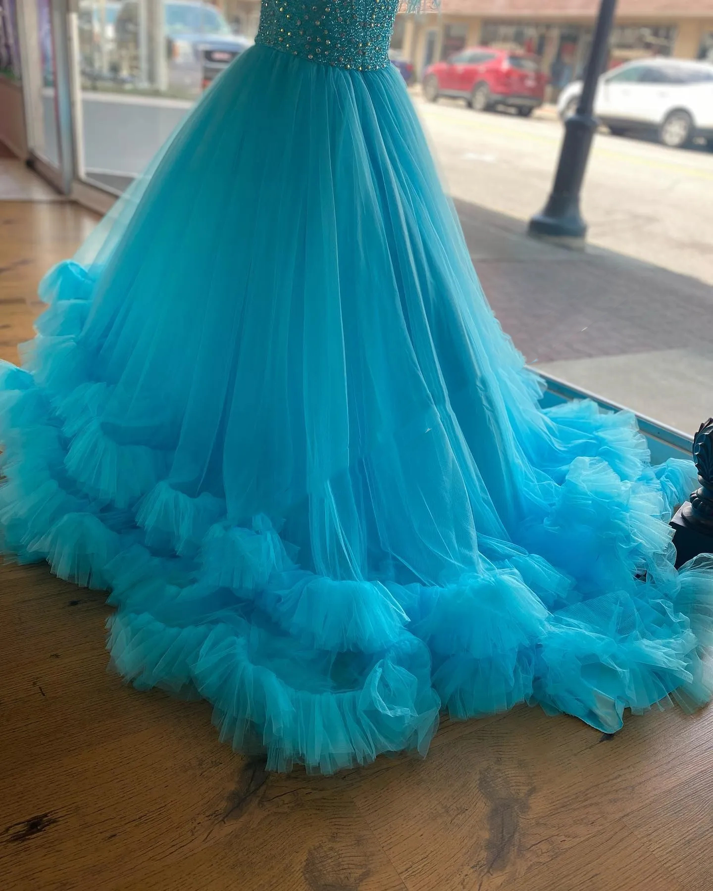 Princess Girls Pageant Dresses Crystals Beaded Feather Sleeves Ruffles Floor Length Puffy Pink Tulle Birthday Party Formal Wear For Kids 2025 Wedding 