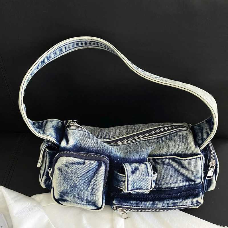 Moto & Biker Denim Bags for Women Luxury Designer Handbags Purses New in Y2k Multiple Pockets Washing Cloth Armpit Shoulder 240920
