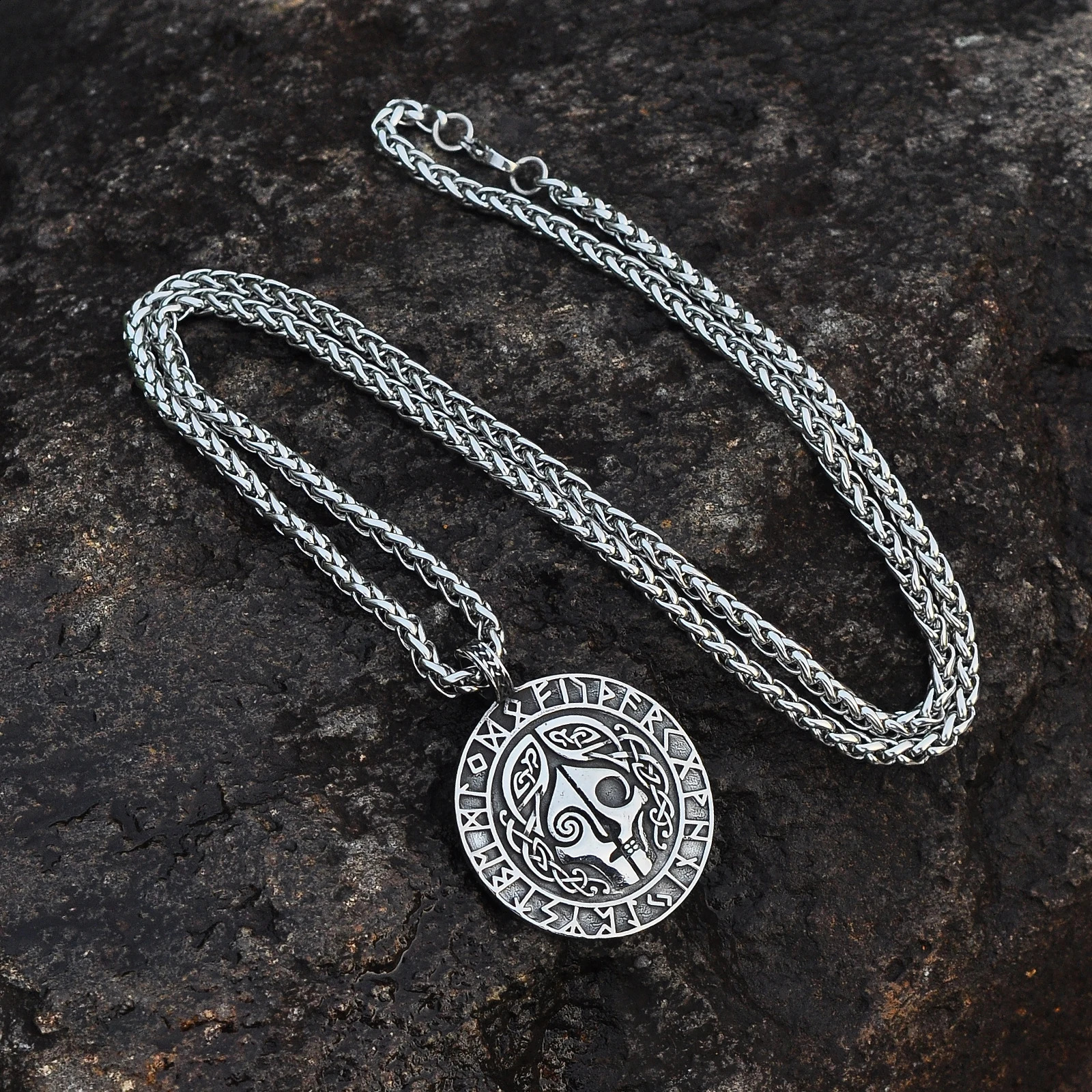 Original Design Stainless Steel Viking Jewelry Norse Goddess Hel Amulet Necklace 240910