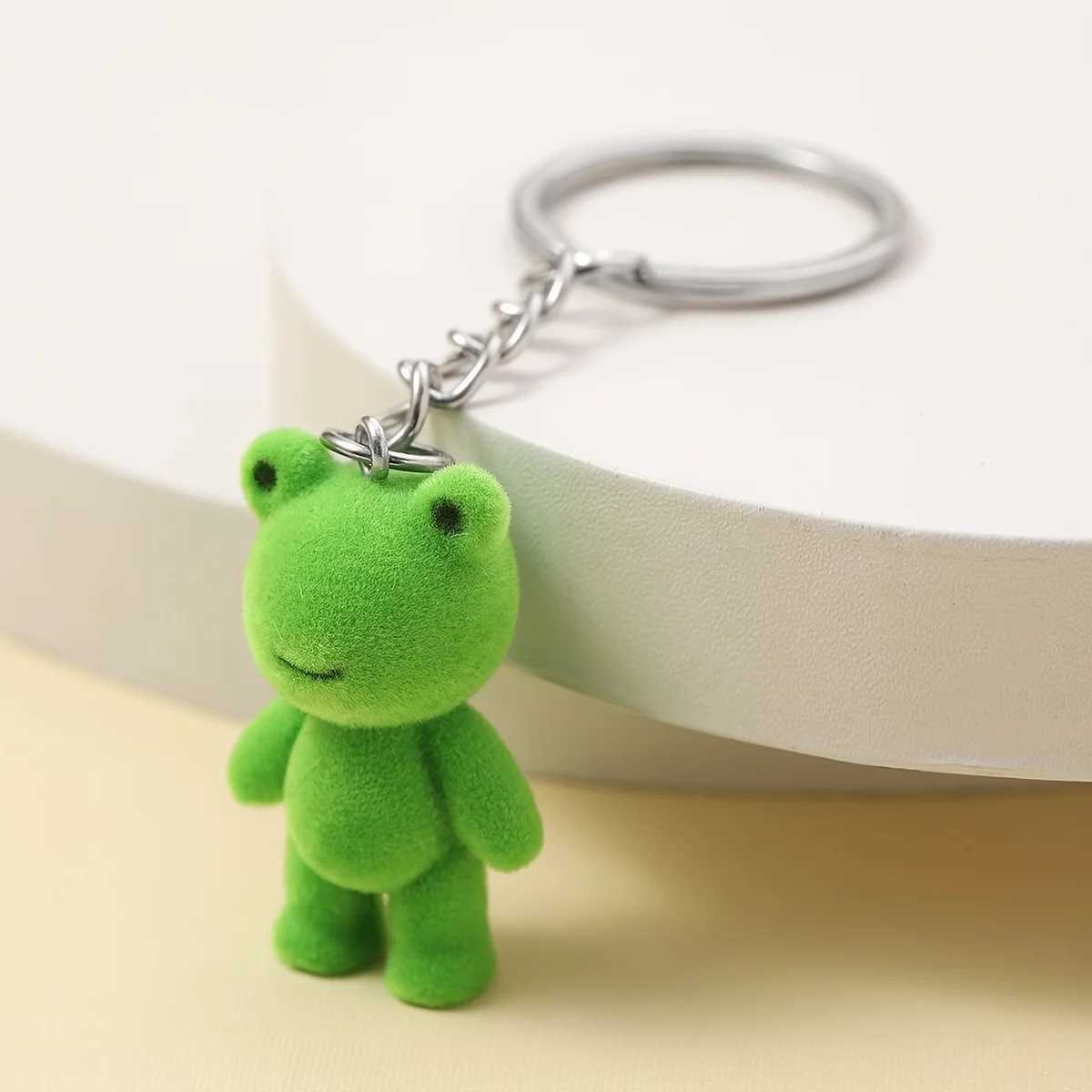 Cute 3D Frog Keychain Resin Charm For Car Keychain Accessories Charming GiftX240919