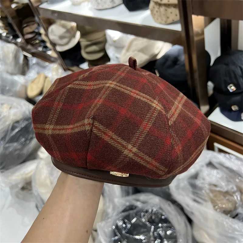 Big head leather edge beret female British retro plaid woolen octagonal hat versatile painter hat femaleX240919