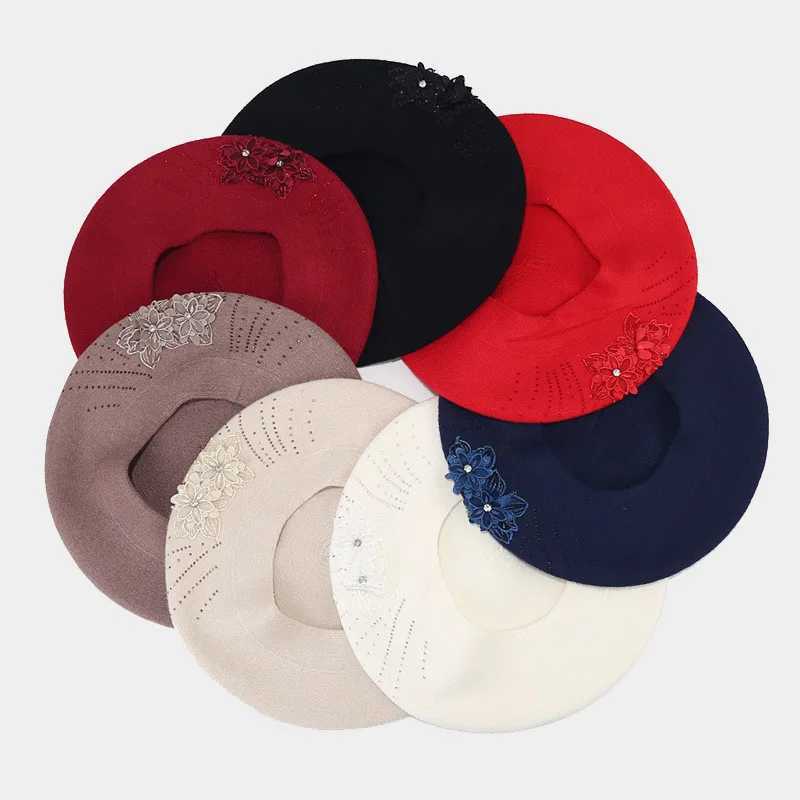 2023 Floral Cotton Warm Buckle Beret Painter Hat Octagonal Hat Women and Girl 14X240919