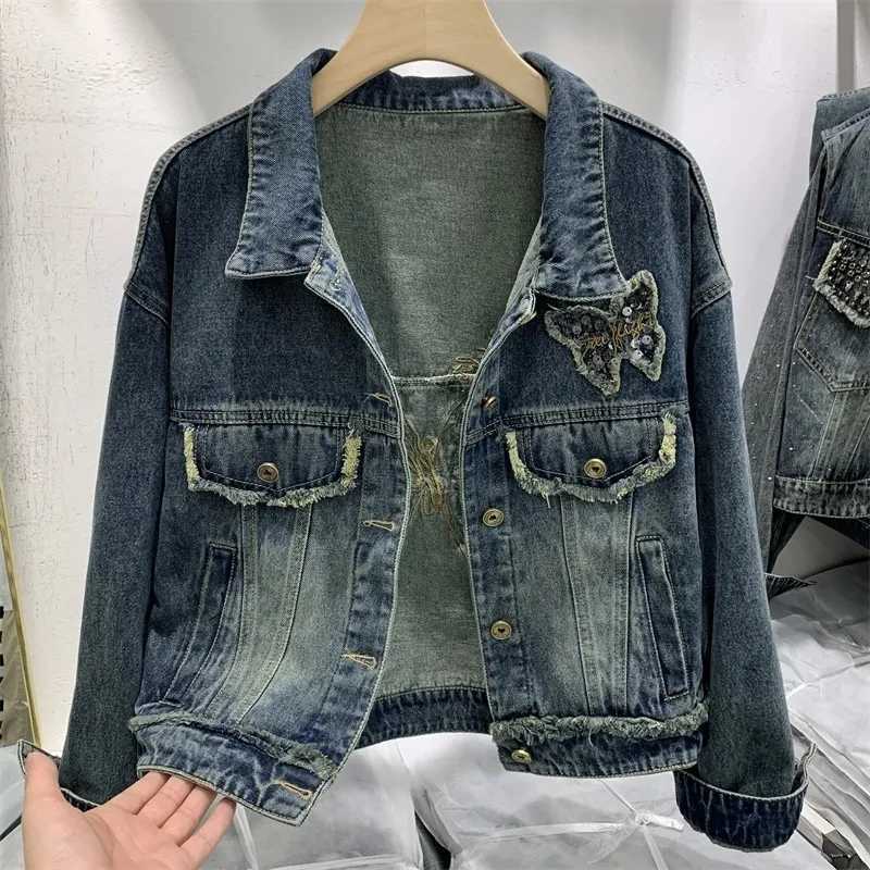 Chaquetas Butterfly Embroidered Denim Jacket Women Spring Autumn Long Sleeve Cotton Outerwear Button Female Casual Jeans CoatX240920