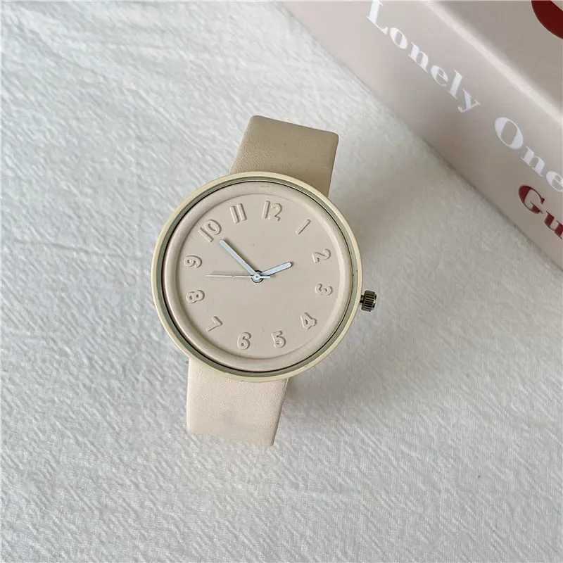 2024 New Women Quartz Watch Macaron Color Temperament Simple Retro Student Digital Watches Clock Hight Quality WristwatchX240920