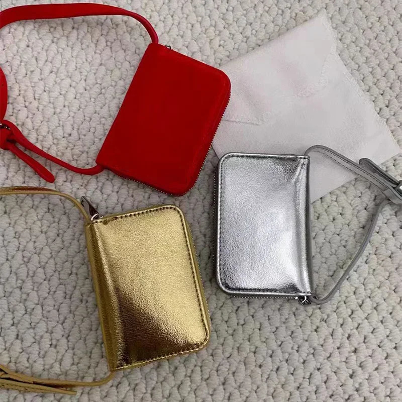 Fashionable solid color trendy handbag classic large capacity Communicating Versatile Retro Street shoulder bag womens PU underwear bag 240918