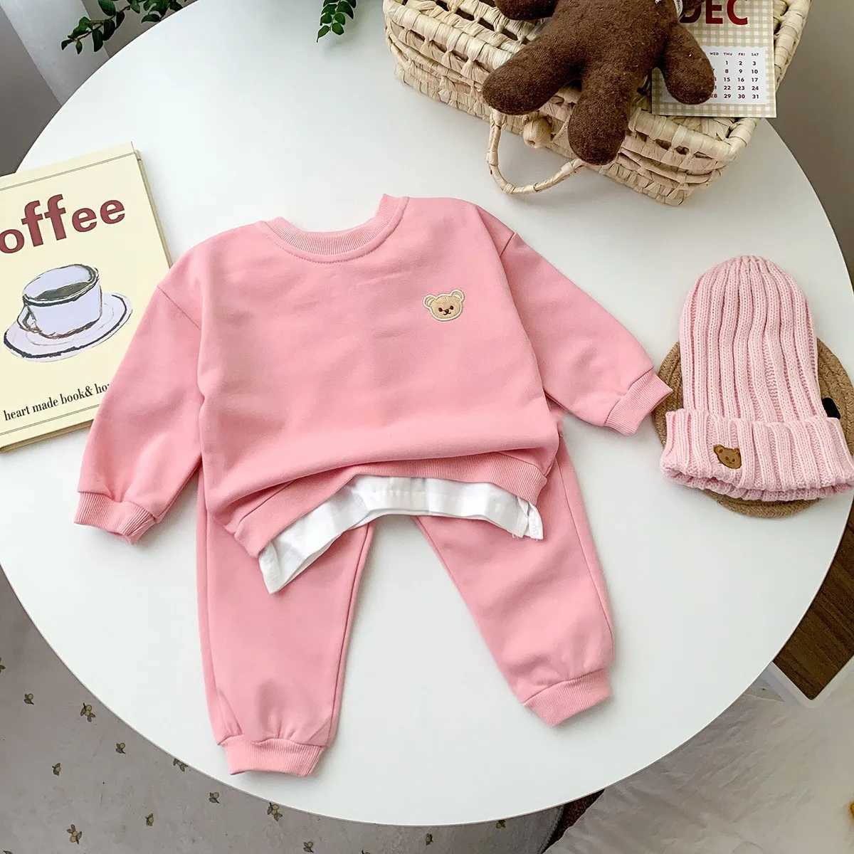 Toddler Outfits Baby Boy Tracksuit Cute Bear Head Embroidery Sweatshirt And Pants 2pcs Sport Suit Fashion Kids Girls Clothes Set Z240920