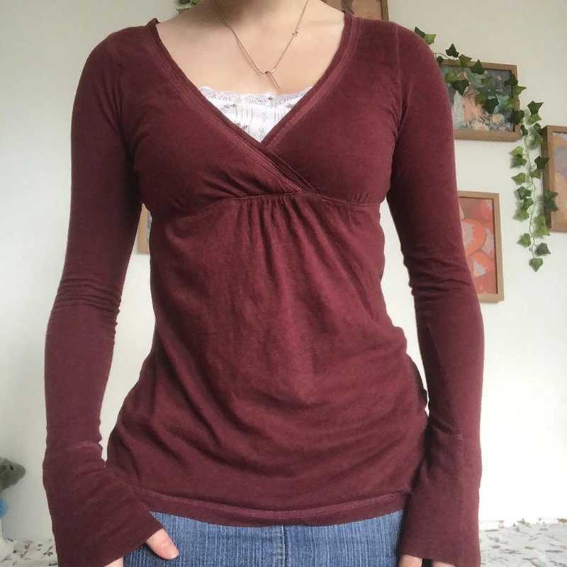 Y2K Cute Grunge Burgundy T-shirt 00s Vintage V Neck Long Sleeve Tees Chic Retro Women Milkmaid Tops Autumn Techwear Clothes M240920