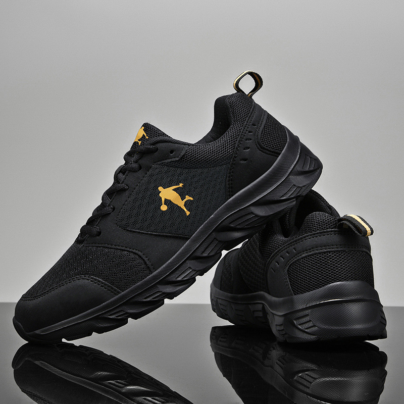 Summer Knit Mesh Outdoor Jogging Sneakers Men New Breathable Running Shoes Male Trend Light Sole Comfortable Walking Trainers