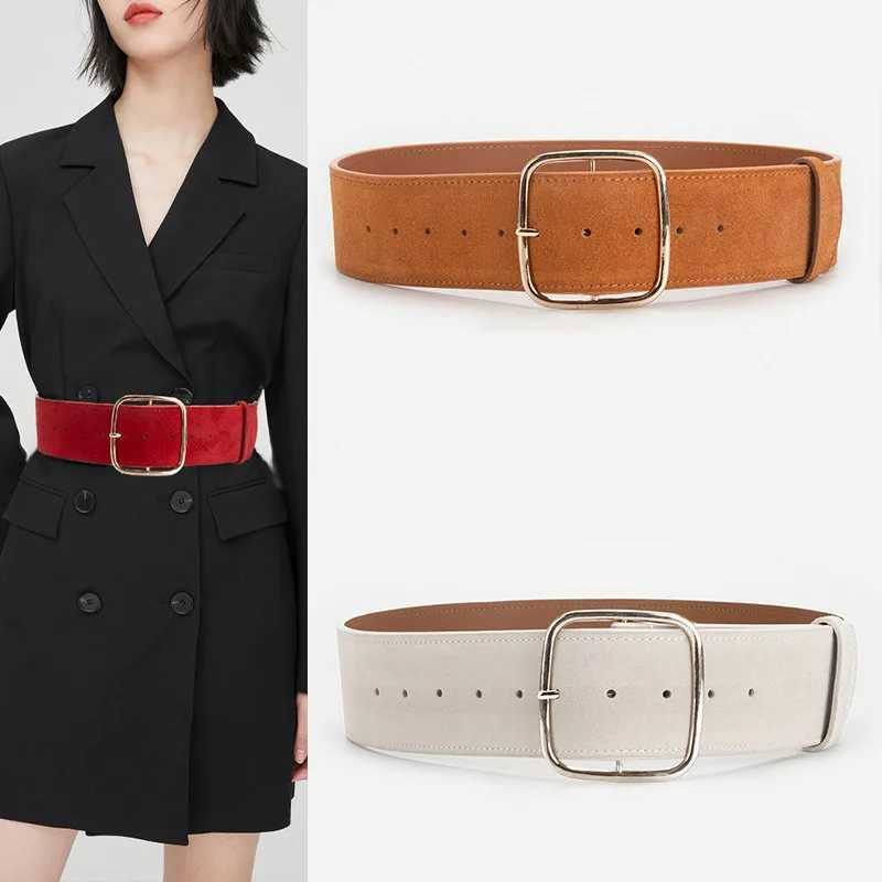 Retro wide waistband for women with simple and versatile buttons paired with jeans tight straps and high-quality pin buckle leather straps W240920