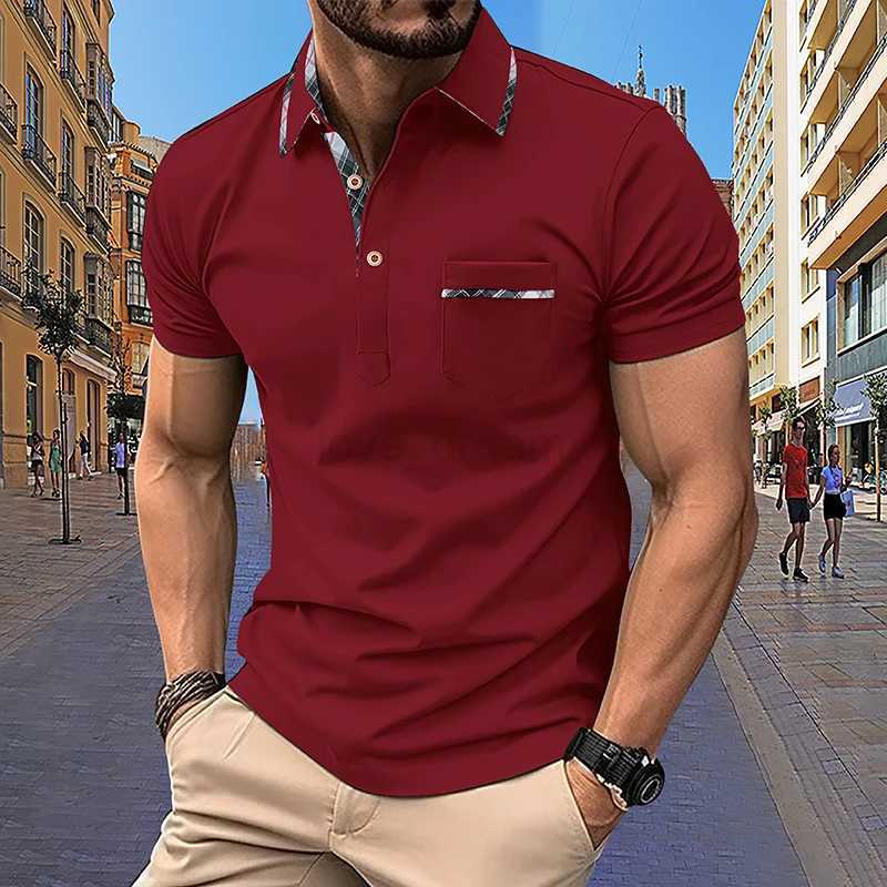 Mens Short sleeved Polo Shirt 2024 Summer European and American Street Casual Pocket Lapel Top Mens Polo ShirtXJ240920