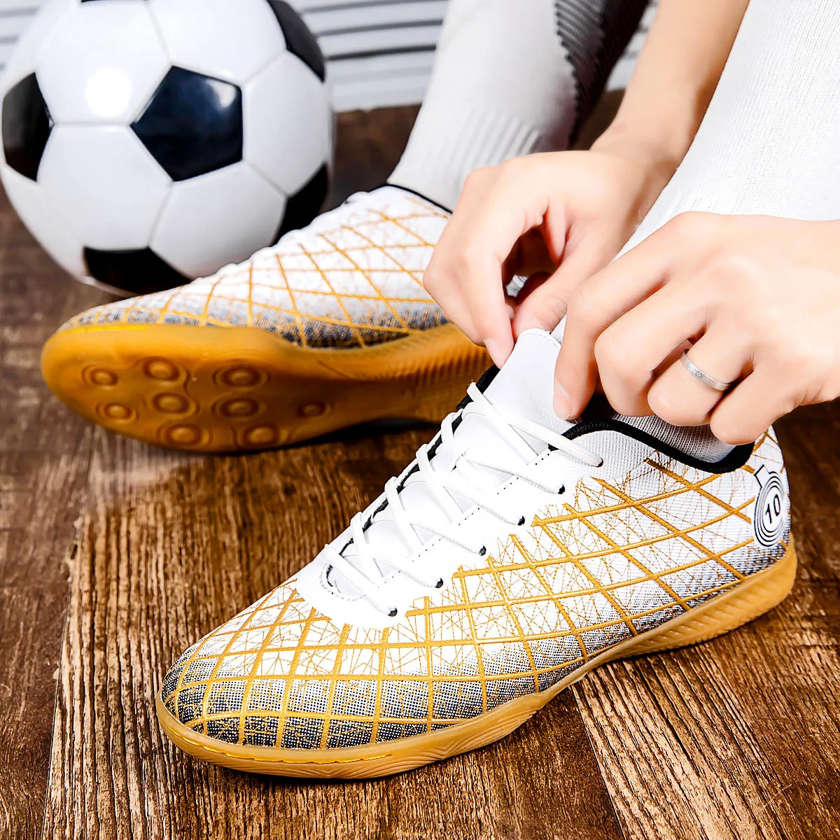 Ultra Light Non Slip Turf Indoor Training Soccer Tennis Cleats Kids Boy Futsal Children Football Shoes Men Football Field Boots