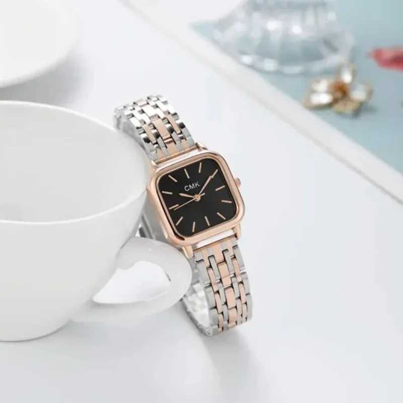 Fashion Minimalist Temperament Watches Stainless Steel Bracelet Watch Women Small Square Quartz Wristwatch Relojes Para MujerX240920