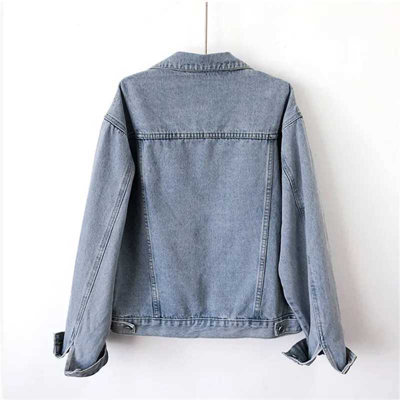Spring Autumn New Vintage Light Blue Denim Jacket Women Loose Short Cowboy Outerwear Big Pocket Long Sleeve Jeans Jacket FemaleX240920