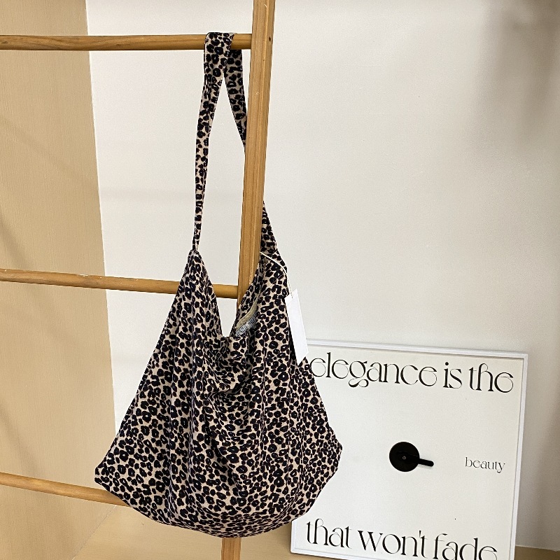 2025NEW Trendy Fresh trend ral fashion Canvas Leopard Print Corduroy Versatile Shopping for Shoulder Bag Women