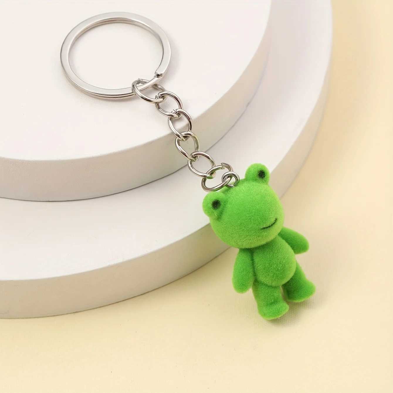 Cute 3D Frog Keychain Resin Charm For Car Keychain Accessories Charming GiftX240919