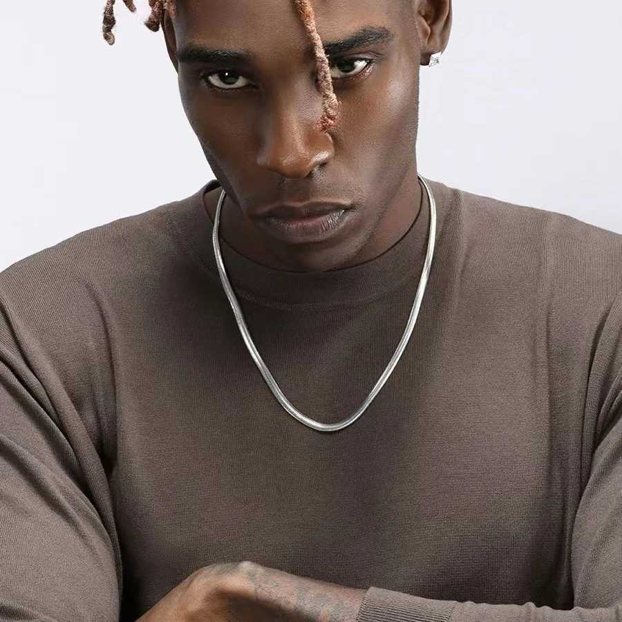 Hip-Hop Men Stainless Steel Chain Necklace Simple Flat Snake Chain Basic Chain For Women Fashion Wearing Accessories Trendy JeX240919